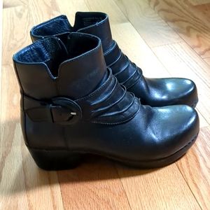 Black Dansko boots